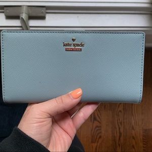 BRAND NEw Kate spade Wallet!